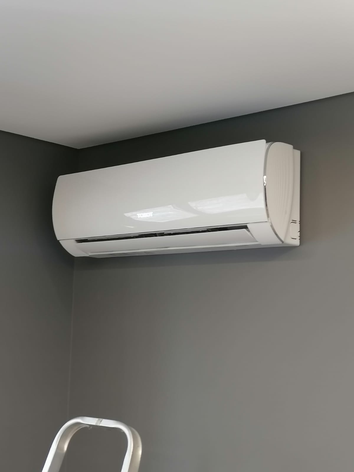 установка сплит-систем Запуск и настройка кондиционера