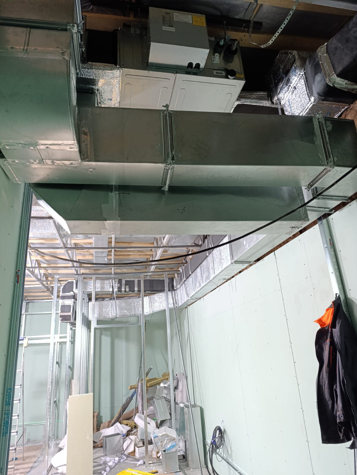 Купить канальный кондиционер TOSOT R32 в Краснодаре